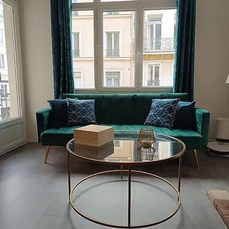 Apartament Au Logis Corneille